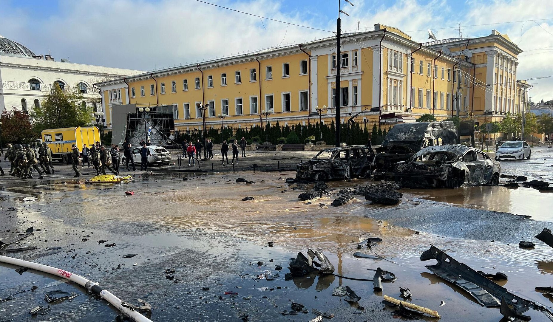 БІОЛОГІЧНА НАУКА У БОМБОСХОВИЩАХ 